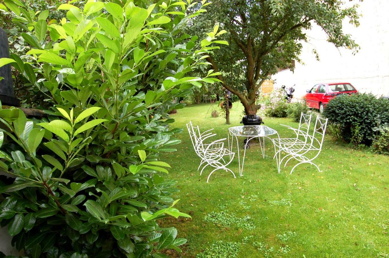 Modern Comfort Inn Kreuzau Bagian luar foto